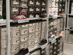 -上品折扣(回龙观店)