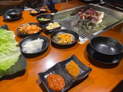 -肉甲韩国木炭烤肉(新壹街1店)