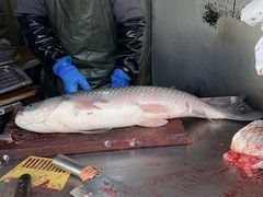 -梅记大块头爆鱼店(乍浦路店)