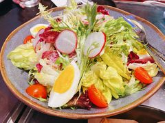 招牌晚夏沙拉-LES ELITES 英集荟(南京西路店)