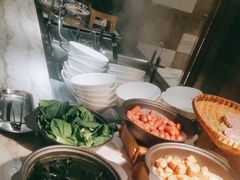 -筠咖啡西餐厅(上海国展宝龙丽筠酒店)
