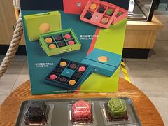 -星巴克臻选(济南万达店)