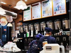 -茶颜悦色(登高路上店)