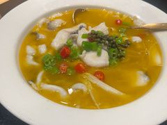 -川流不息·地道川菜·小龙虾(新松江路店)