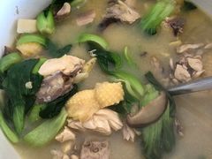 土鸡汤-品雅轩农家乐
