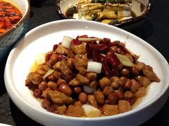 -万重锦·人文川菜馆(骡马市店)