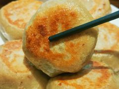 -清真吴记门钉肉饼·喜多利