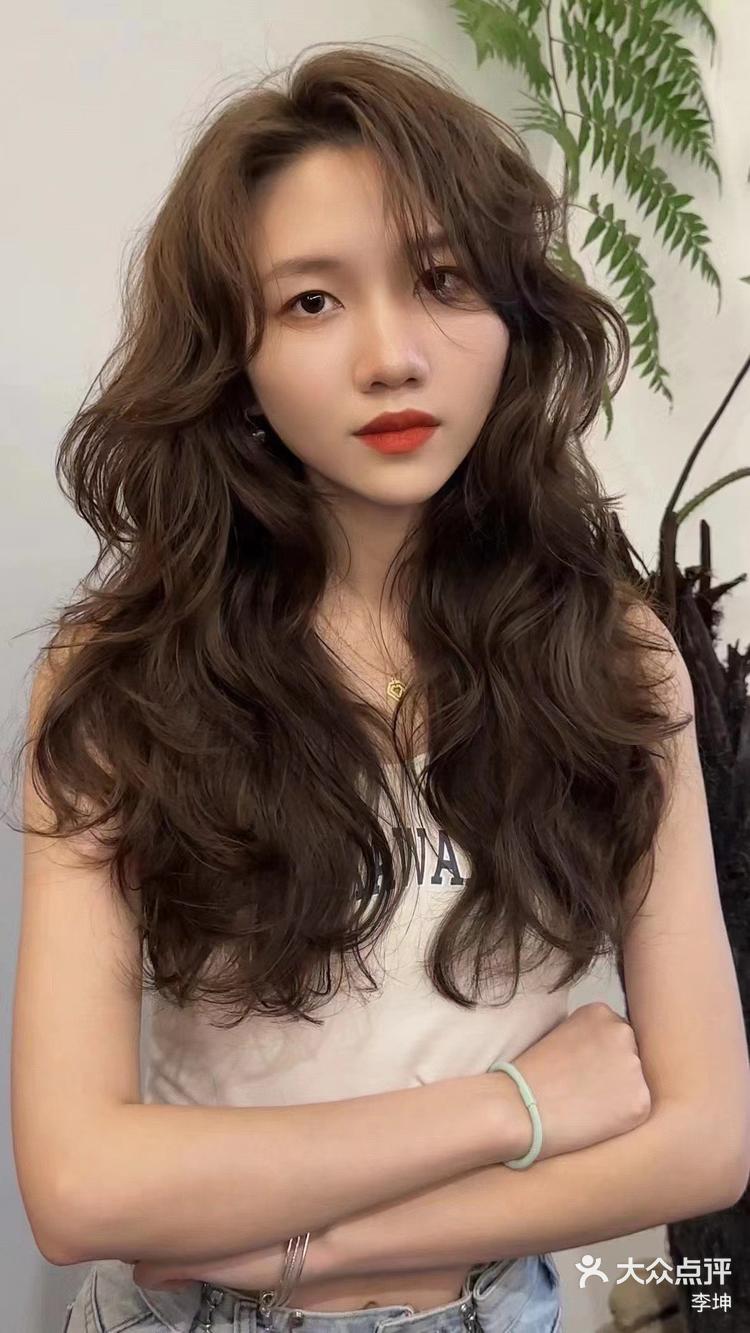 极致美发体验左佐美发会所烫染之旅