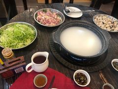 -御膳粥·牛乳粥底火锅·地道顺德菜(容桂店)