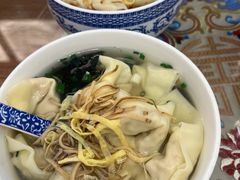 -笑来喜馄饨小笼工坊店(湖滨街店)
