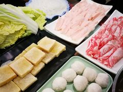 -昱家胡同·烧烤海鲜铜锅涮肉(和平里店)