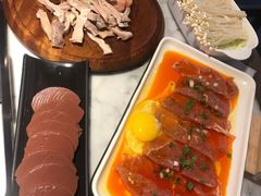 -尚尚仙·酸汤猪手·猪肚鸡火锅(华联万柳购物中心店)
