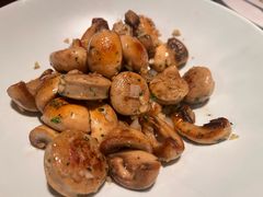 -MONICH牛排融合餐厅(和义大道购物中心店)