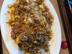 -必胜客(阿罗海店)