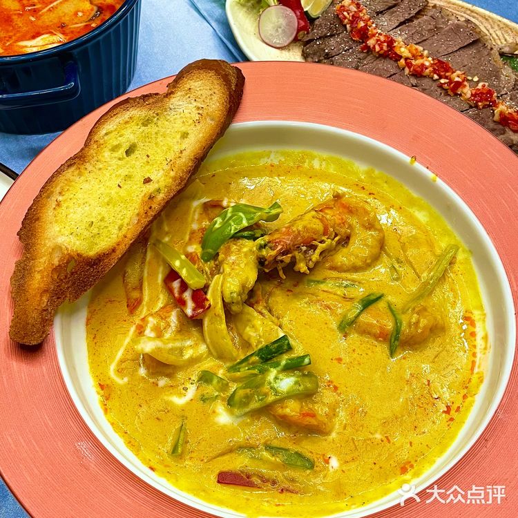 关于《宁波唯一想推荐的鱼子酱咸蛋黄粉丝煲》