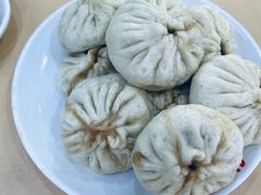 招牌猪肉大葱包-陈寔包子王·卤煮小肠·京味小吃(龙潭店)