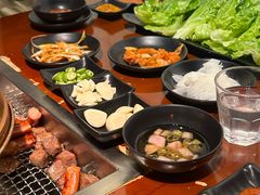 -肉甲韩国木炭烤肉(新壹街1店)