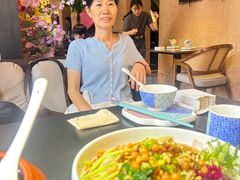 -桥边小楼·手工云南菜·古城观景小楼