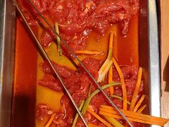 -洱火云南酸菜牛肉火锅(石景山当代商城店)