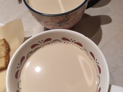-耶里夏丽·丝路国际新疆菜·清真食品(徐汇南丹东路臻选店)