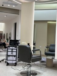 -Mentor Hair Salon