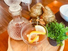 -Chom Cafe and Restaurant