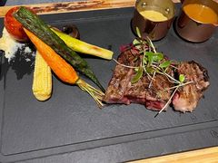 碳烤澳洲西冷牛排-YUE·6·西式融合餐厅(外滩六号店)
