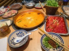 -洱火云南酸菜牛肉火锅(石景山当代商城店)