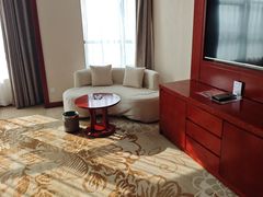 -兴芮温泉度假区