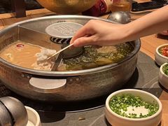 -巴奴毛肚火锅(龙湖锦艺城店)