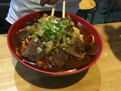 -魏旺湖北正宗牛肉面(硚口公园店)