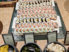 -大中华希尔顿酒店-念自助餐·嗨啤·小龙虾