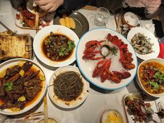 -杨氏青龙虾·吃蟹季(金盛路总店)