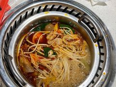 -龍歌自助小火锅(市南金茂湾店)