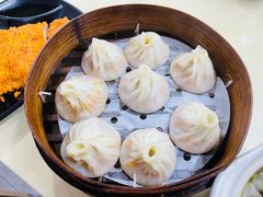 -莱莱小笼·乔艾