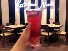 -必胜客(WOW中心城店)