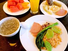 -武汉世茂希尔顿酒店·汇·全日餐厅