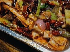 -杨老头鲜货烧烤(太古里店)