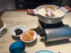 -佬麻雀·新湘菜(东方宝泰店)