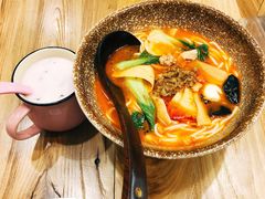 -蒙自源过桥米线(红谷滩万达店)