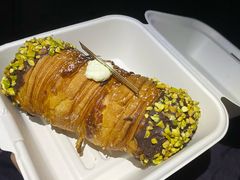 开心果奶油酥卷-BUTTERFUL&CREAMOROUS 黄油与面包(三里屯太古里店)