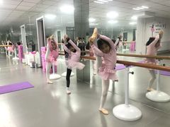 -蒲公英舞蹈艺术中心(解放路校区)
