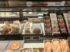 -星巴克臻选(莘庄仲盛店)