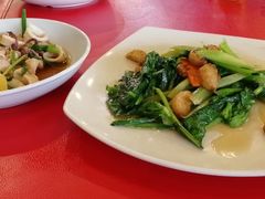 -大树下海鲜饭店