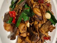 -关东小磨东北菜(漕河泾印象城店)