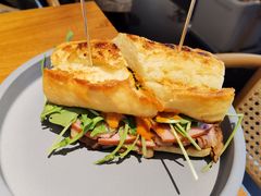 牛腹肉三明治-SHAN山(前滩太古里店)