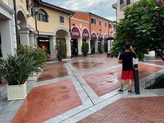 -佛罗伦萨小镇广佛名品奥特莱斯(疏港路店)