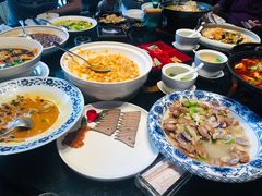 -铜锣湾·有麝自然香(渝北财富中心店)