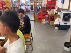 -冶建镜子·老南昌大排档·江西虾王(总店)