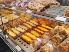 -好利来(上海虹桥新天地Lab主题店)
